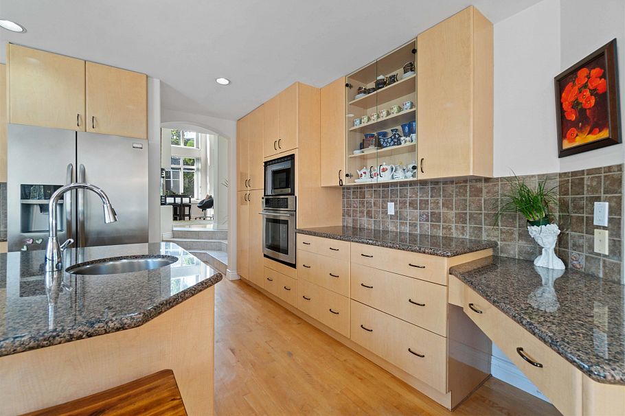 3866 Michener Way North Vancouver, BC - 17