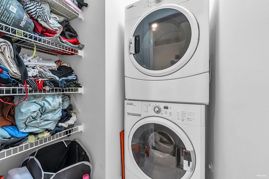 2 5879 Gray Avenue Vancouver, BC - 23