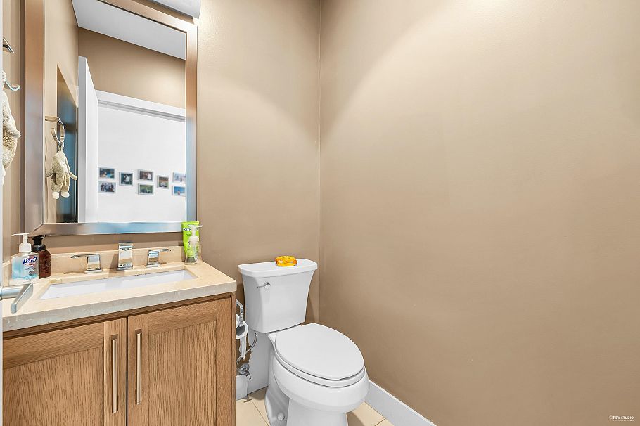 2 5879 Gray Avenue Vancouver, BC - 30