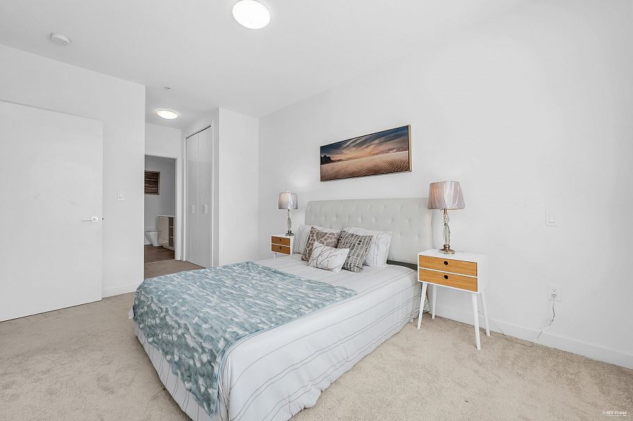 316 3581 Ross Drive Vancouver, BC - 25