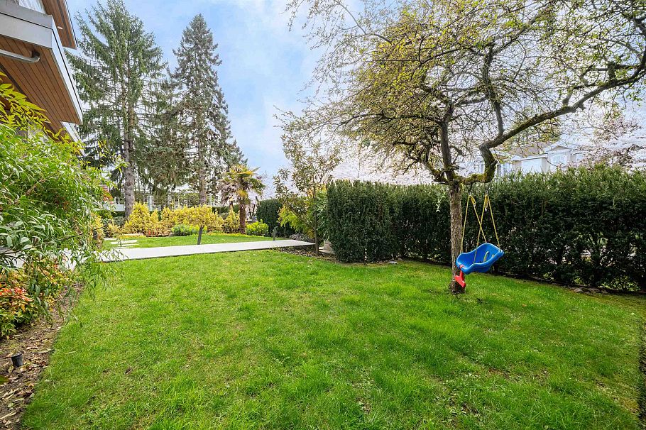 6978 Laurel Street Vancouver, BC - 39