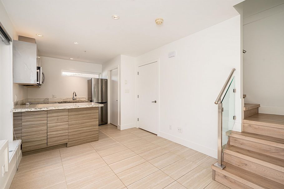 6978 Laurel Street Vancouver, BC - 33