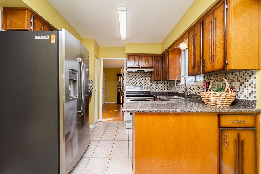 1283 E 59th Avenue Vancouver, BC - 11