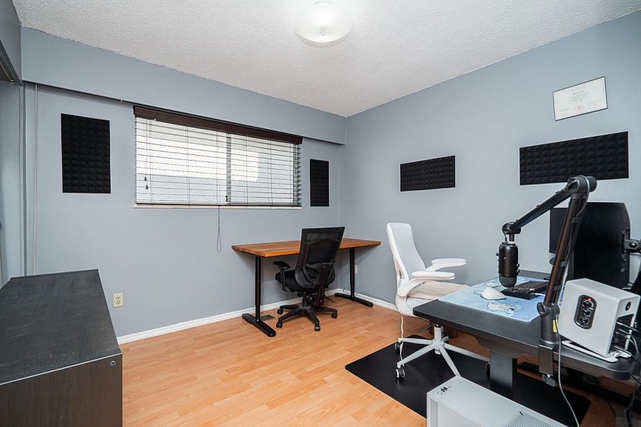 1283 E 59th Avenue Vancouver, BC - 22