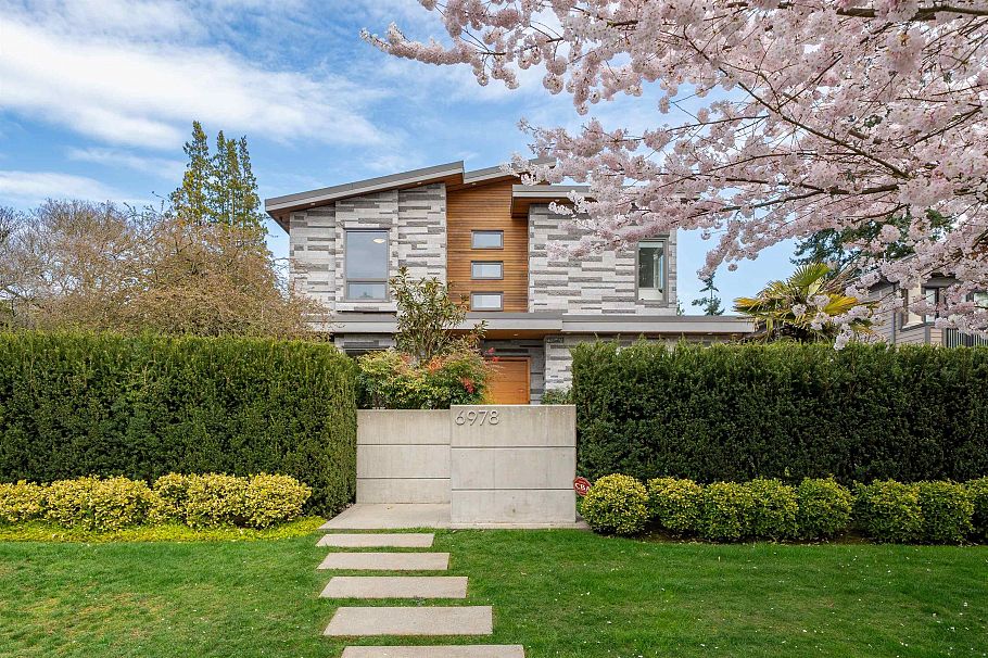 6978 Laurel Street Vancouver, BC - 1