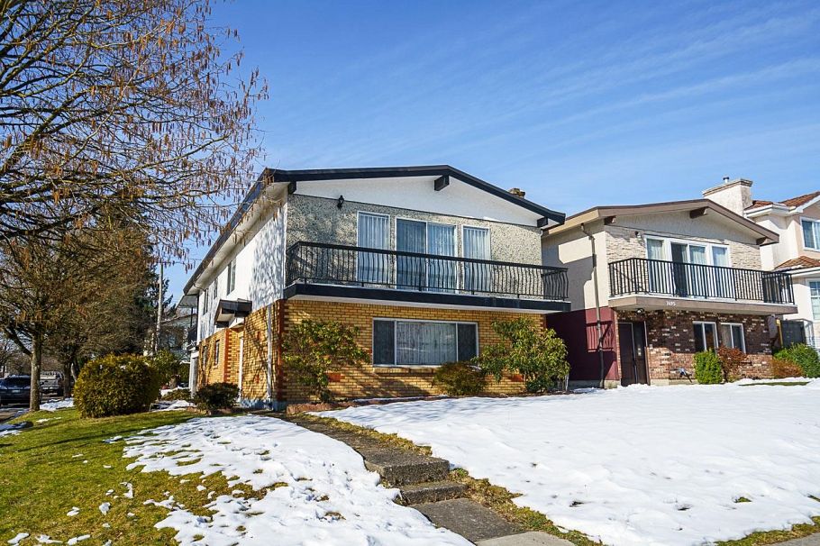 1283 E 59th Avenue Vancouver, BC - 33