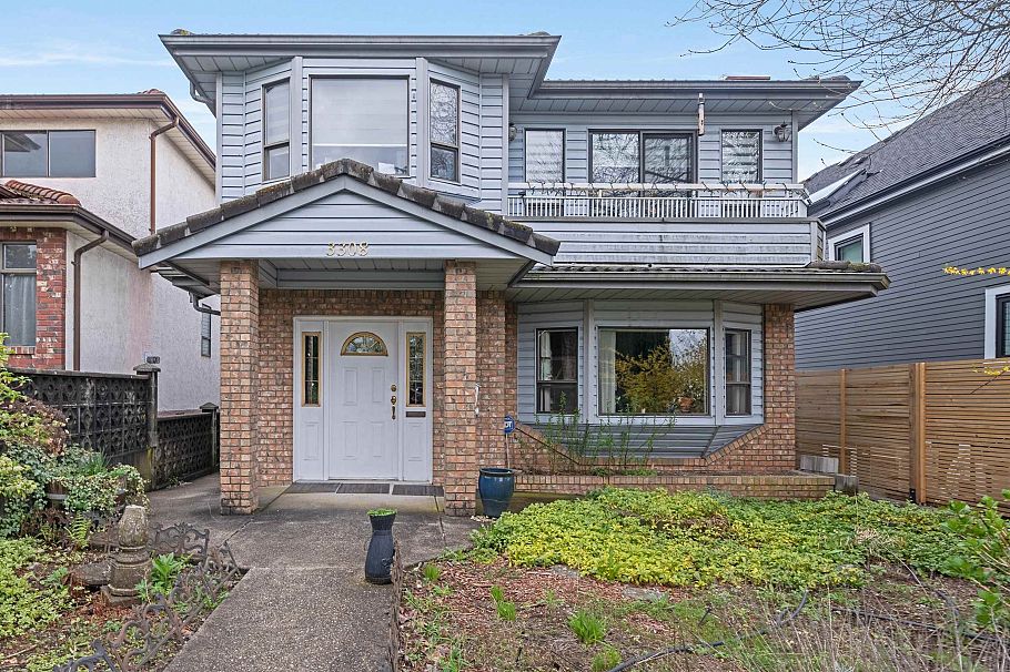 3308 Wellington Avenue Vancouver, BC - 1