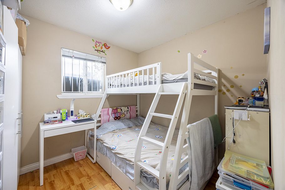 2245 Dundas Street Vancouver, BC - 22