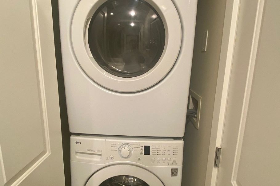 301 5868 Agronomy Road Vancouver, BC - 10