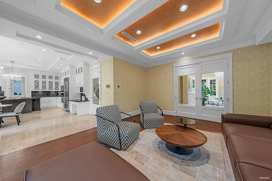 6011 Adera Street Vancouver, BC - 10