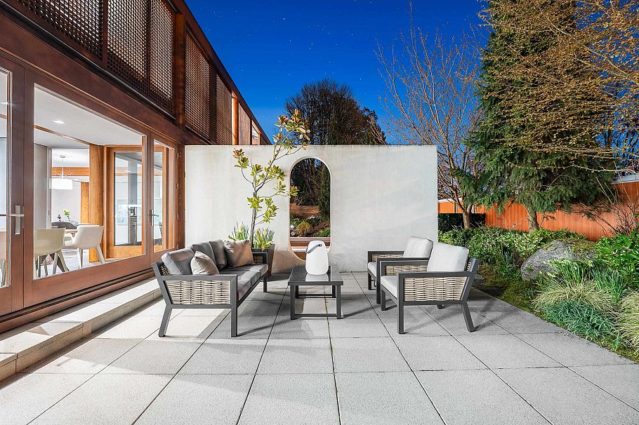 1299 W 57th Avenue Vancouver, BC - 29