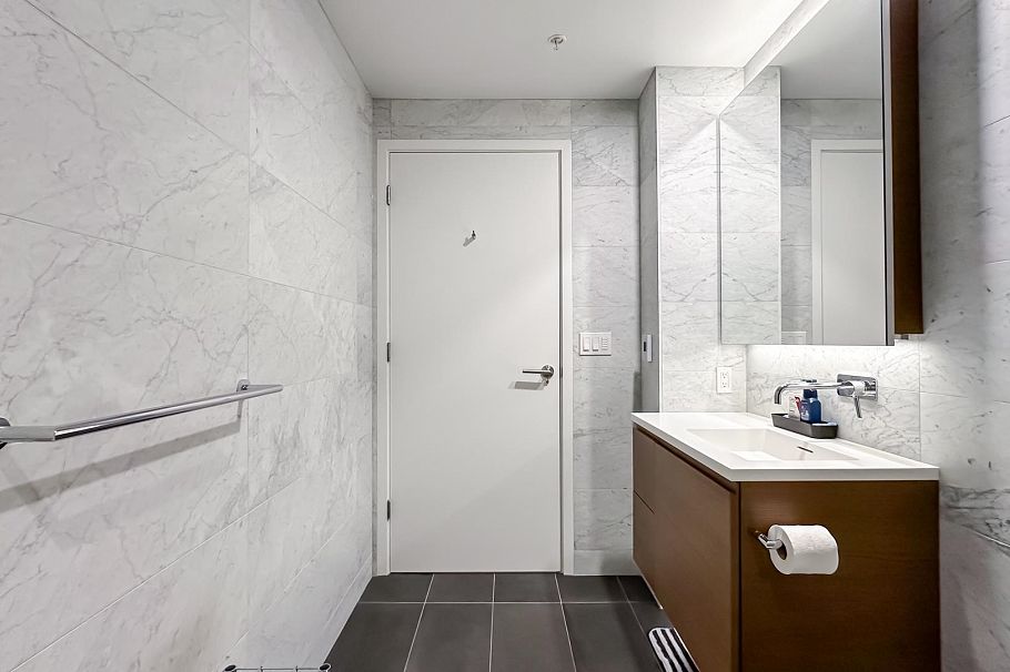 4209 1289 Hornby Street Vancouver, BC - 12