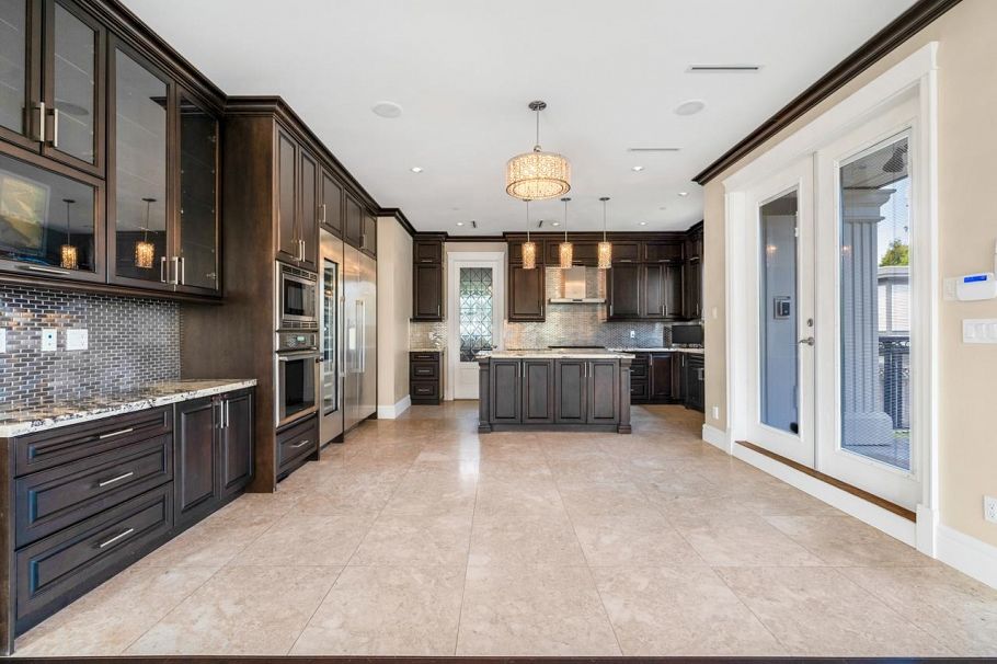 4482 Brakenridge Street Vancouver, BC - 9