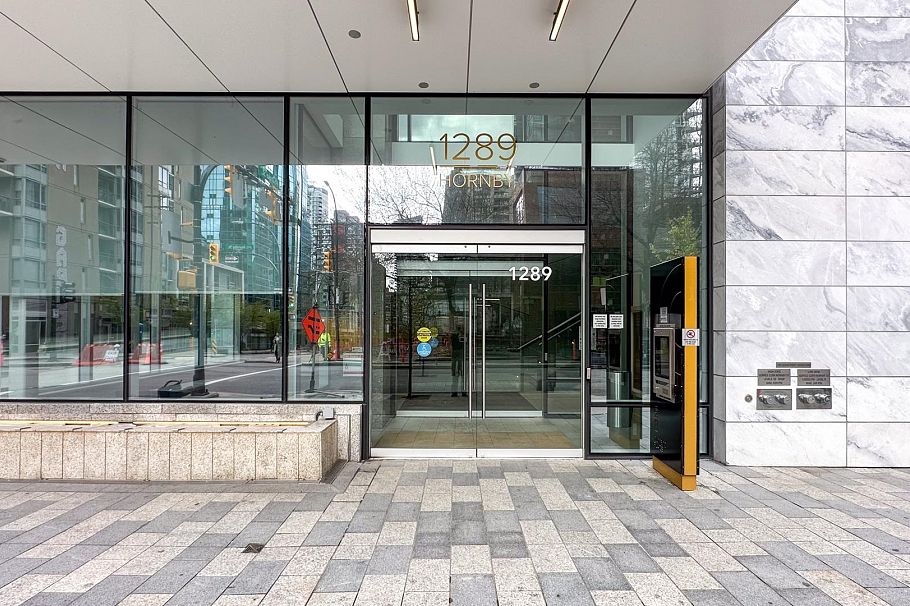 4209 1289 Hornby Street Vancouver, BC - 21