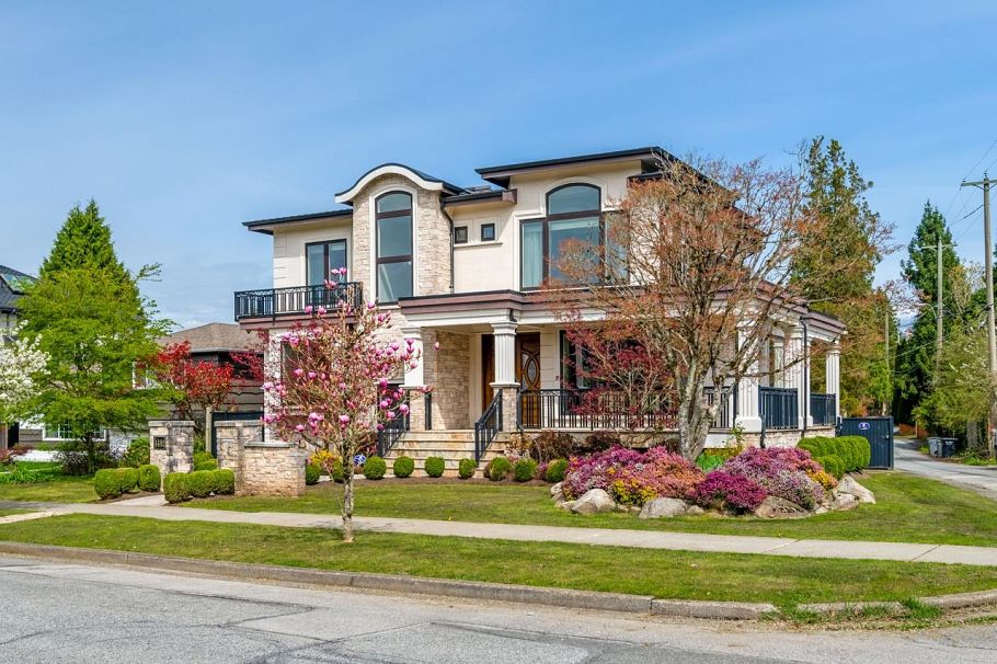 4482 Brakenridge Street Vancouver, BC - 2