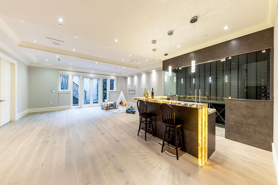 3981 W 35th Avenue Vancouver, BC - 21