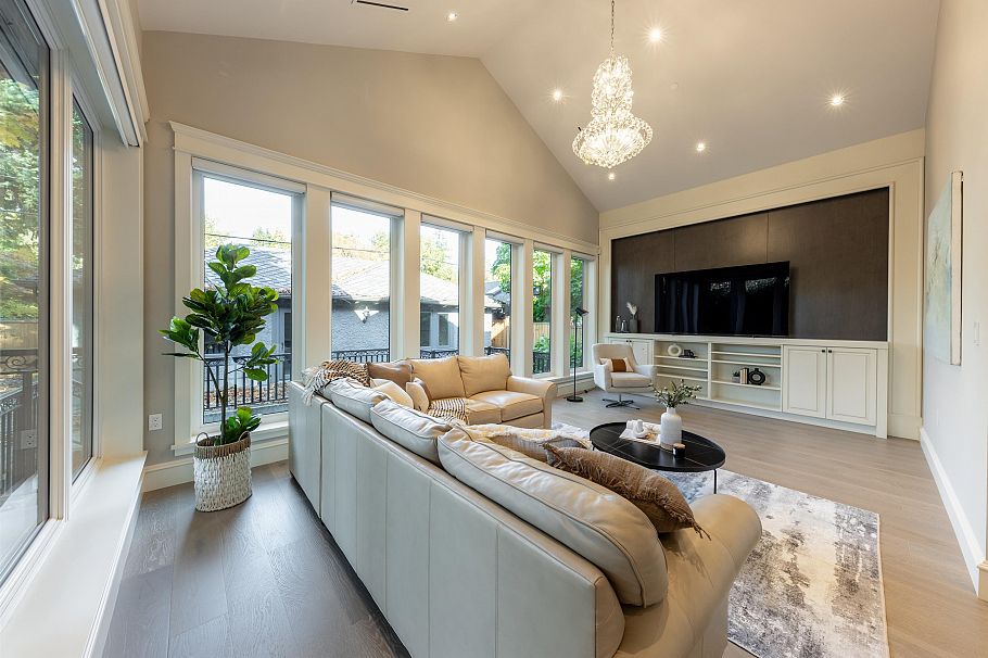 3981 W 35th Avenue Vancouver, BC - 8