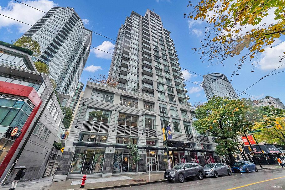 906 480 Robson Street Vancouver, BC - 1