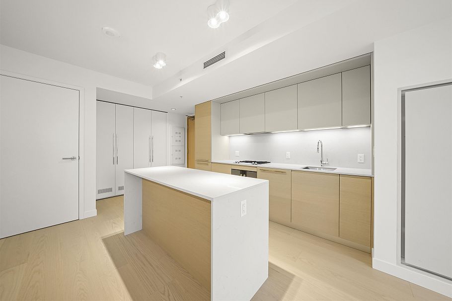 3207 1289 Hornby Street Vancouver, BC - 2