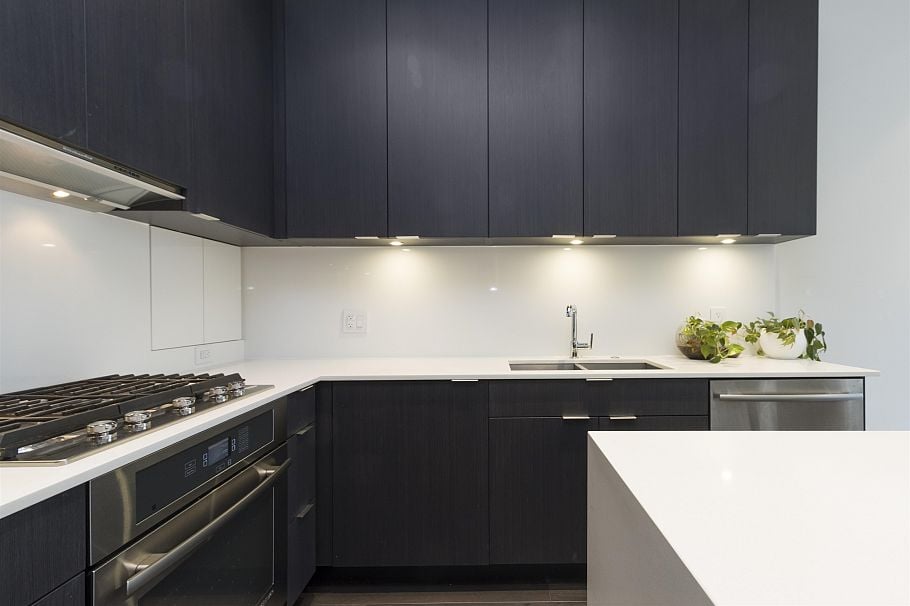 131 E 1st Avenue Vancouver, BC - 7
