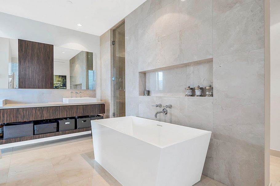 101 1139 W Cordova Street Vancouver, BC - 21