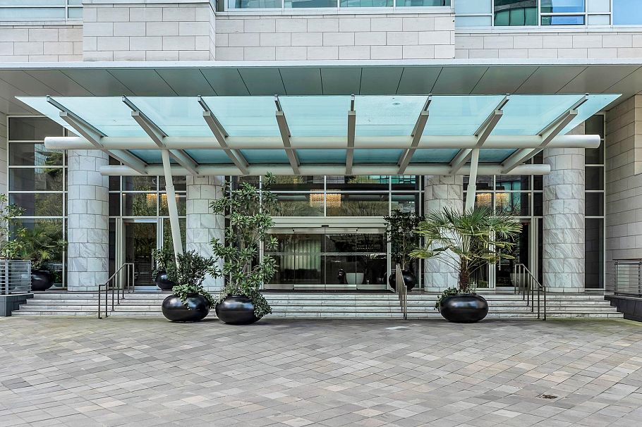 101 1139 W Cordova Street Vancouver, BC - 2