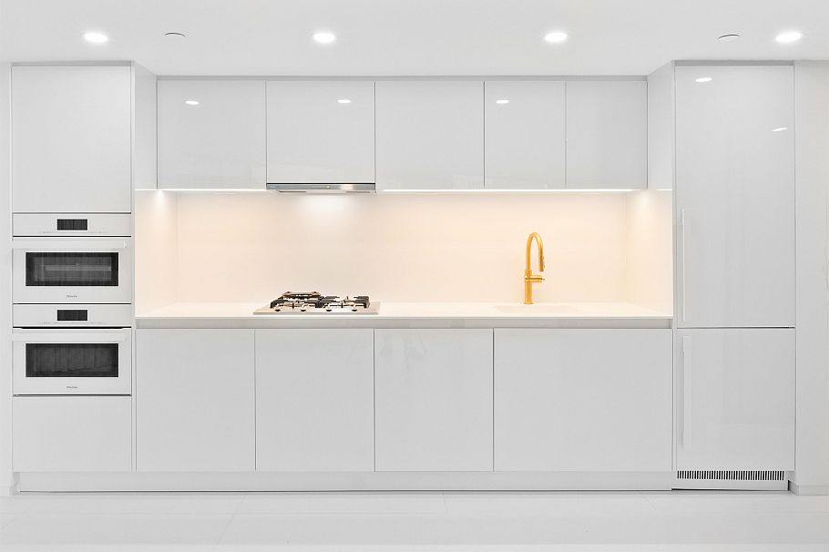 707 1033 Nelson Street Vancouver, BC - 2