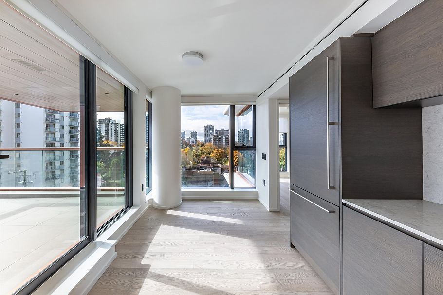 1006 1408 Robson Street Vancouver, BC - 10