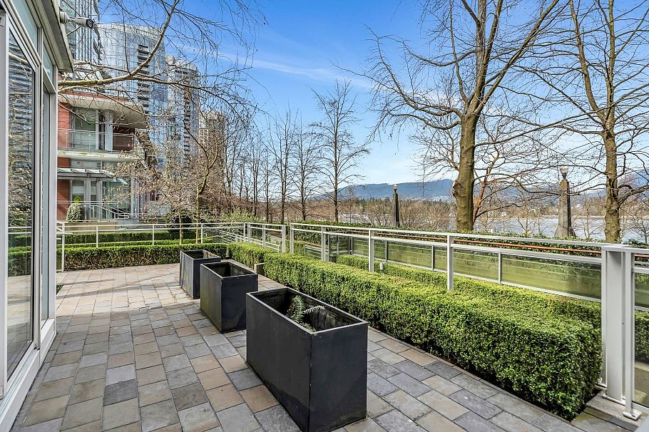 101 1139 W Cordova Street Vancouver, BC - 28