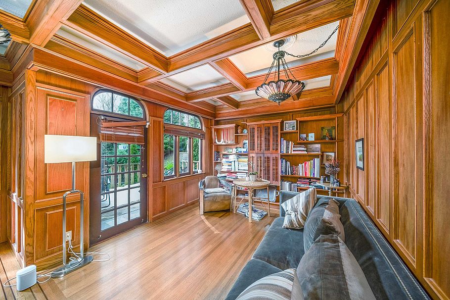 1564 W 26th Avenue Vancouver, BC - 11