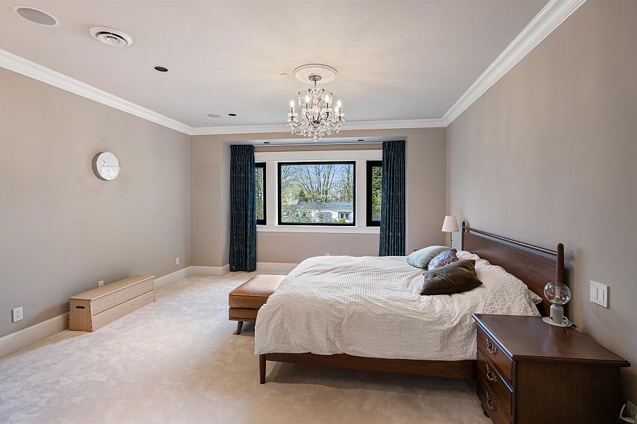 6287 Marguerite Street Vancouver, BC - 8