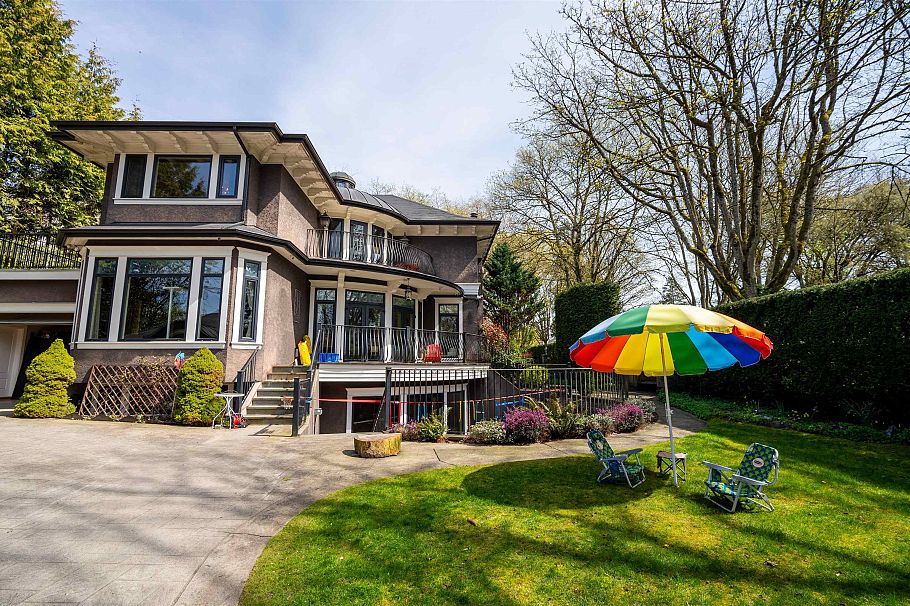 6287 Marguerite Street Vancouver, BC - 11