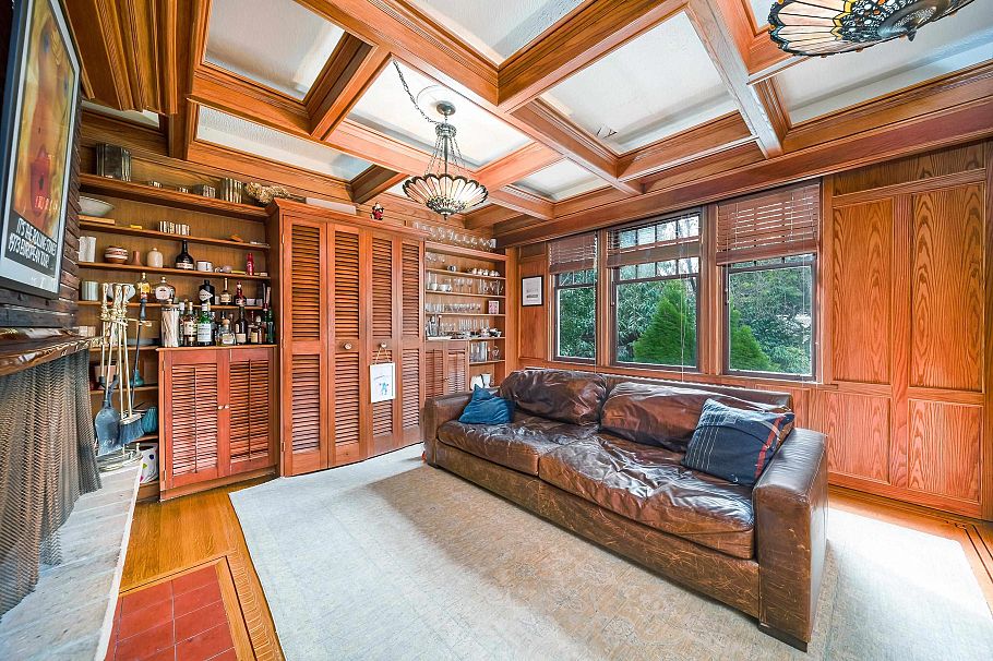 1564 W 26th Avenue Vancouver, BC - 12