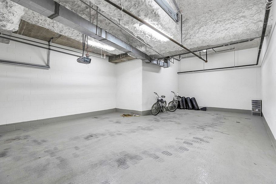 101 1139 W Cordova Street Vancouver, BC - 35