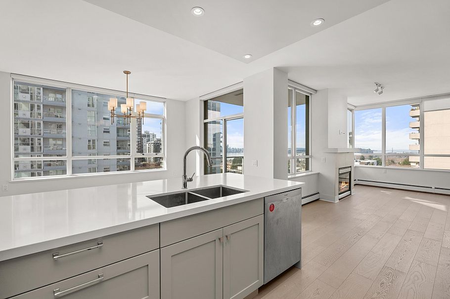 701 120 W 16th Street North Vancouver, BC - 15