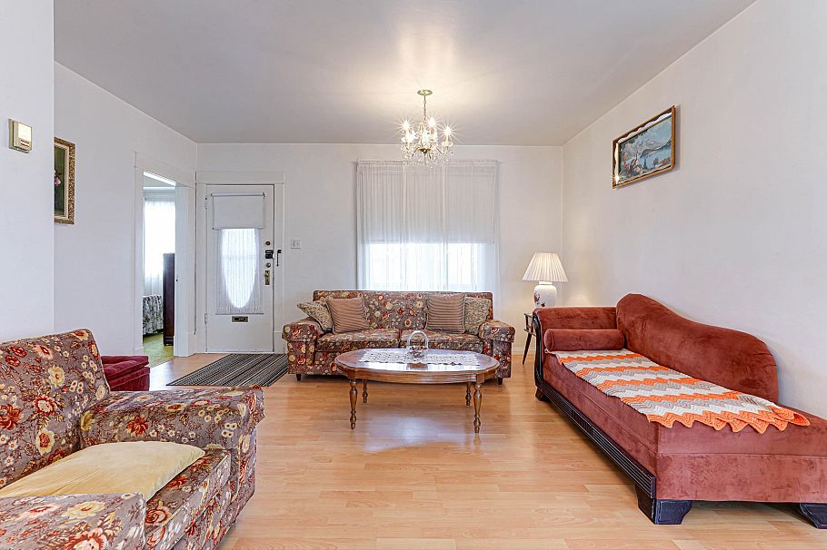 2828 Turner Street Vancouver, BC - 4