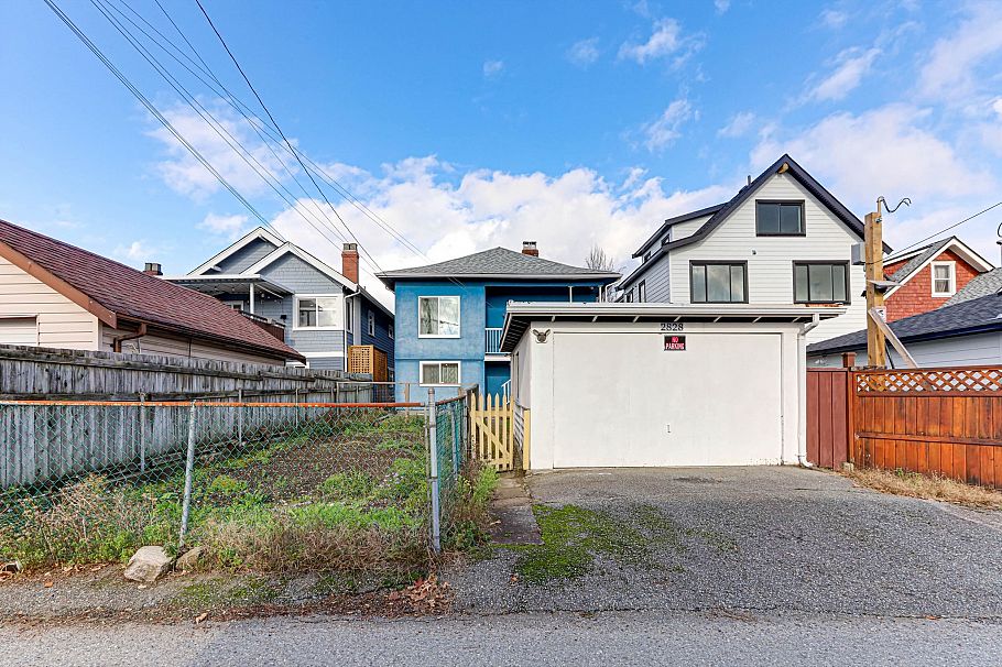2828 Turner Street Vancouver, BC - 28