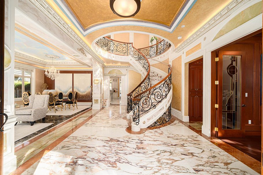 6188 Adera Street Vancouver, BC - 2