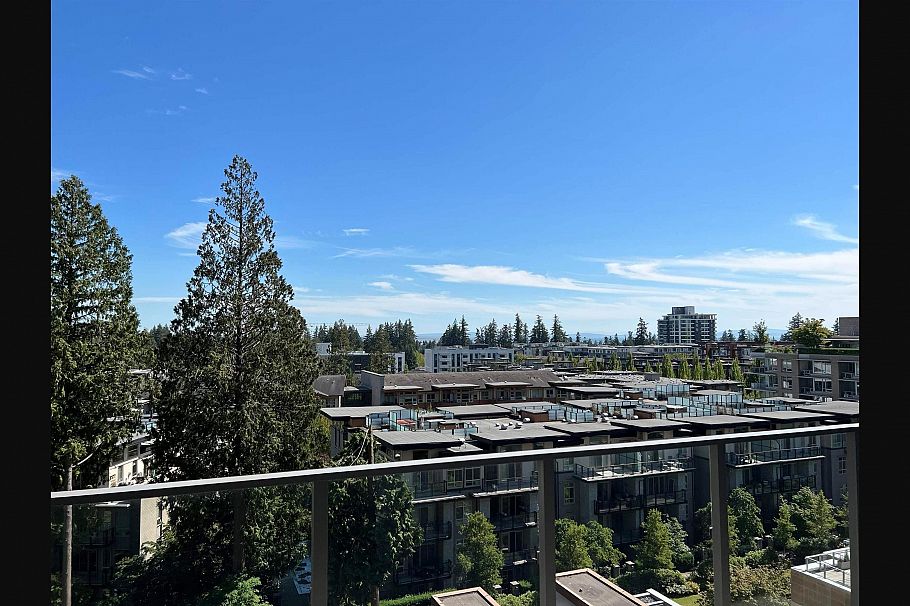 701 5782 Berton Avenue Vancouver, BC - 2