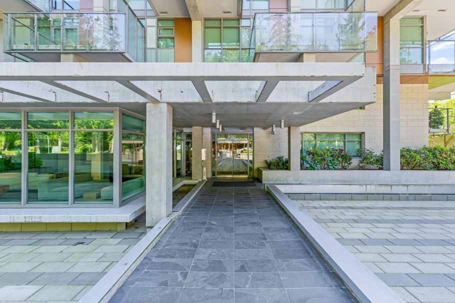 701 5782 Berton Avenue Vancouver, BC - 12