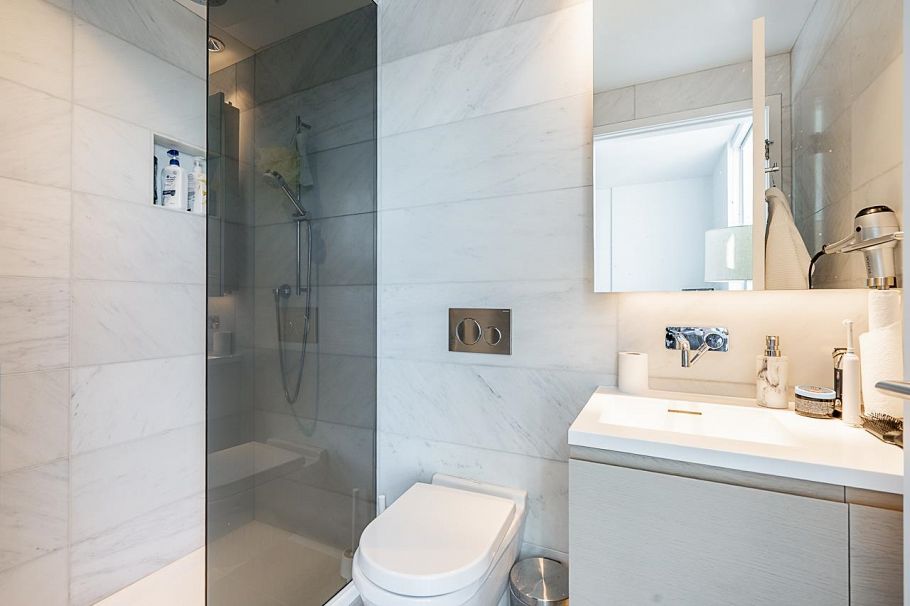 4605 1289 Hornby Street Vancouver, BC - 22