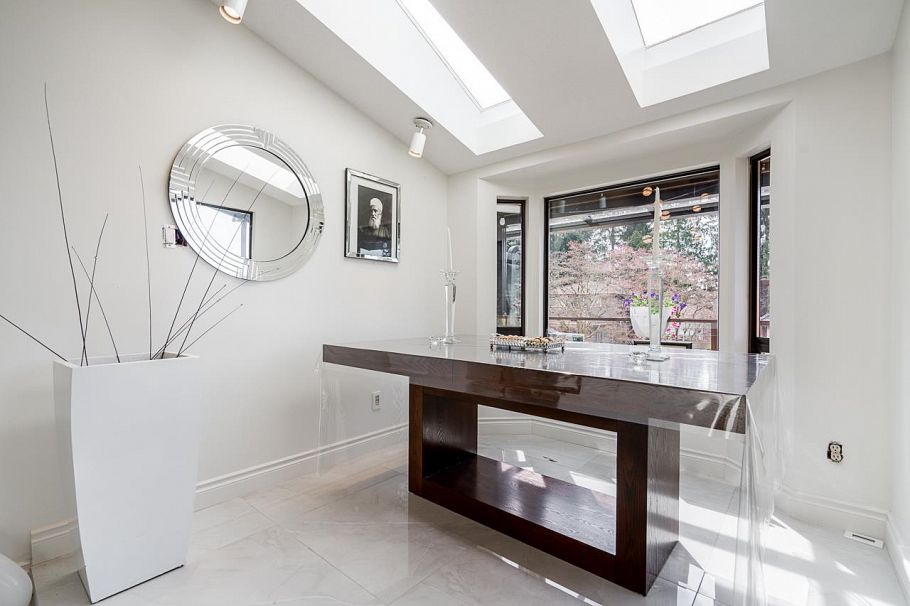 2940 Dresden Way North Vancouver, BC - 11