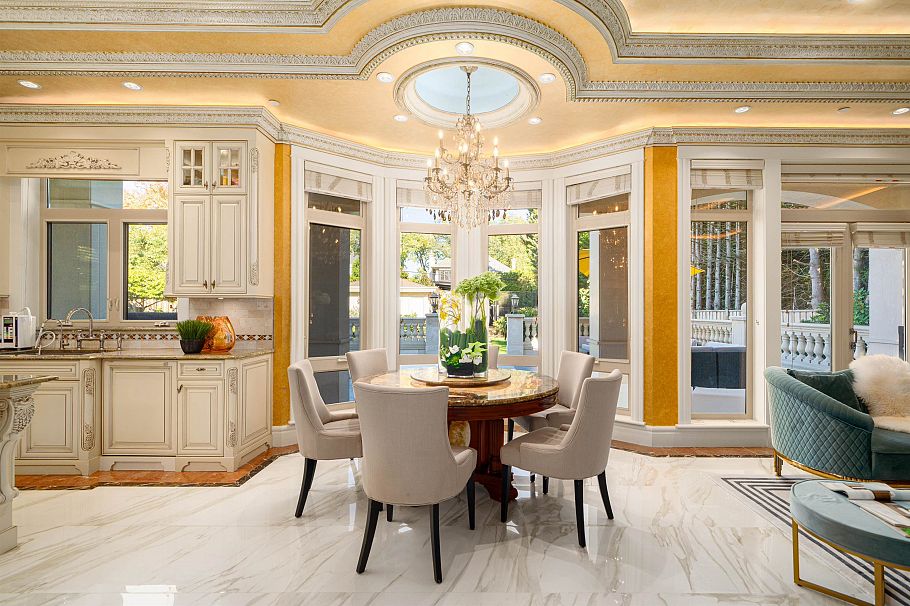 6188 Adera Street Vancouver, BC - 10