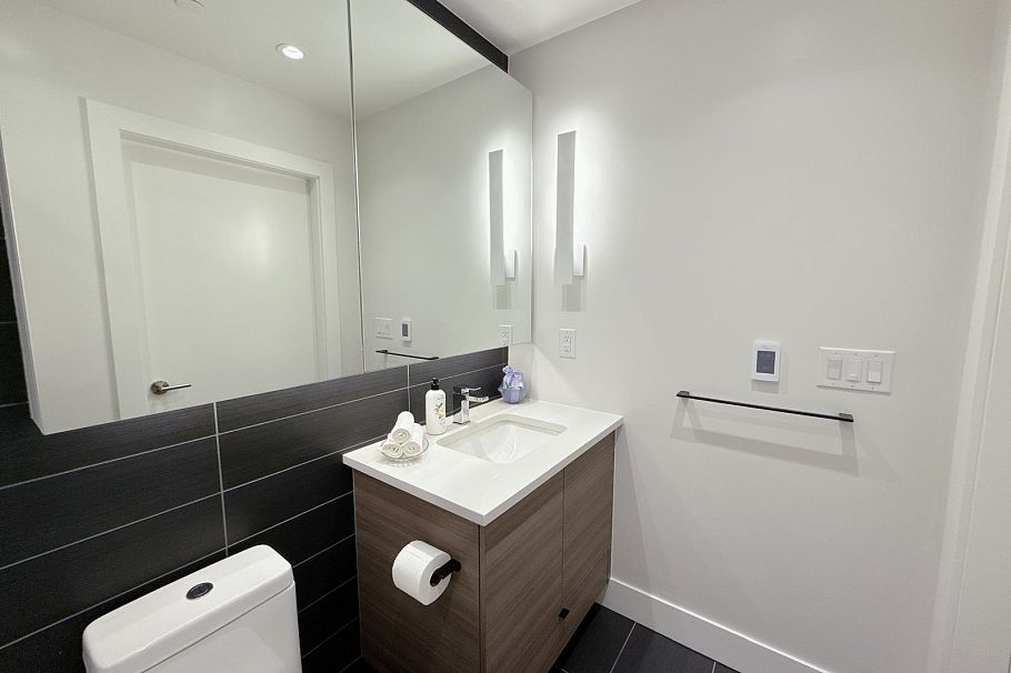 321 3438 Sawmill Crescent Vancouver, BC - 11