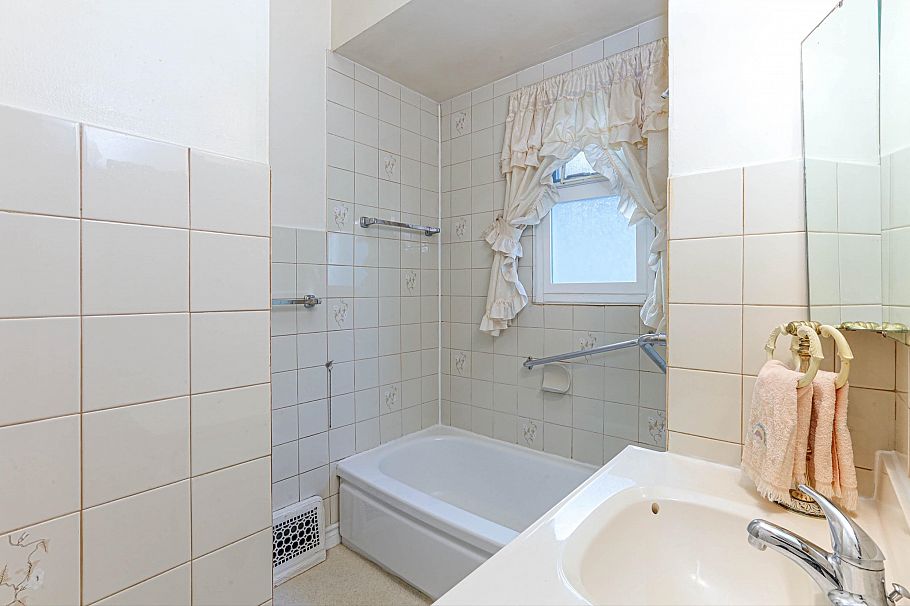 2828 Turner Street Vancouver, BC - 18