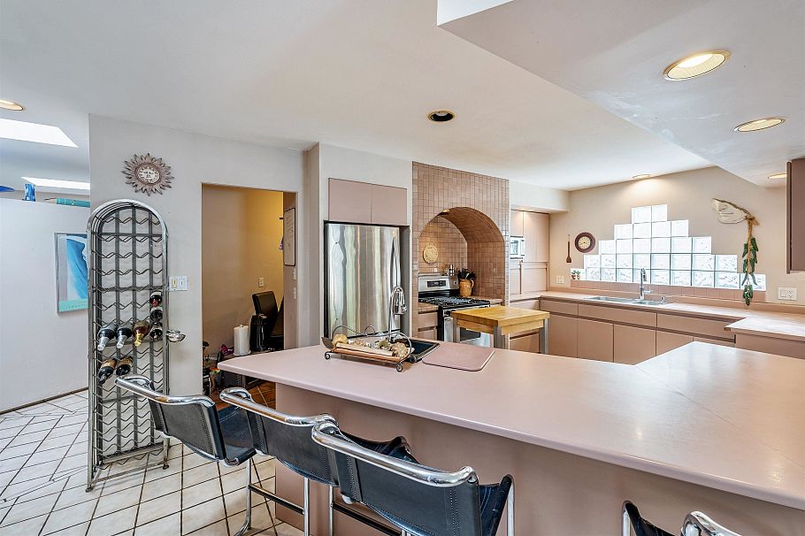 3424 Gaspe Place North Vancouver, BC - 2