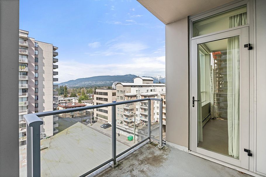 701 120 W 16th Street North Vancouver, BC - 32