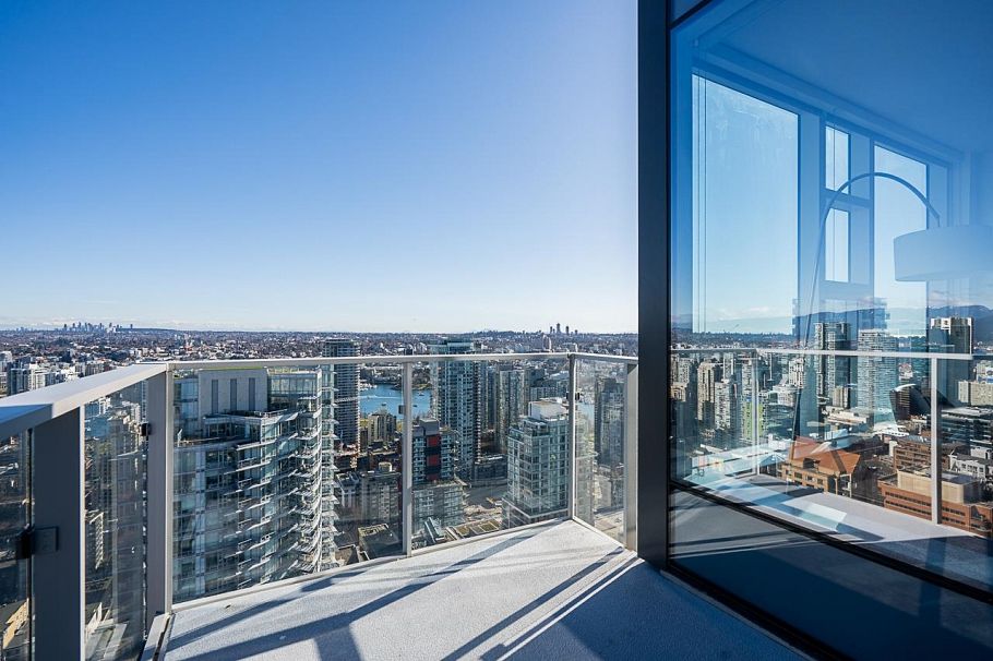 4605 1289 Hornby Street Vancouver, BC - 30