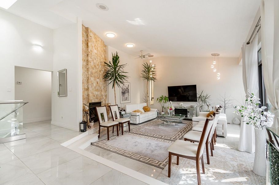 2940 Dresden Way North Vancouver, BC - 7