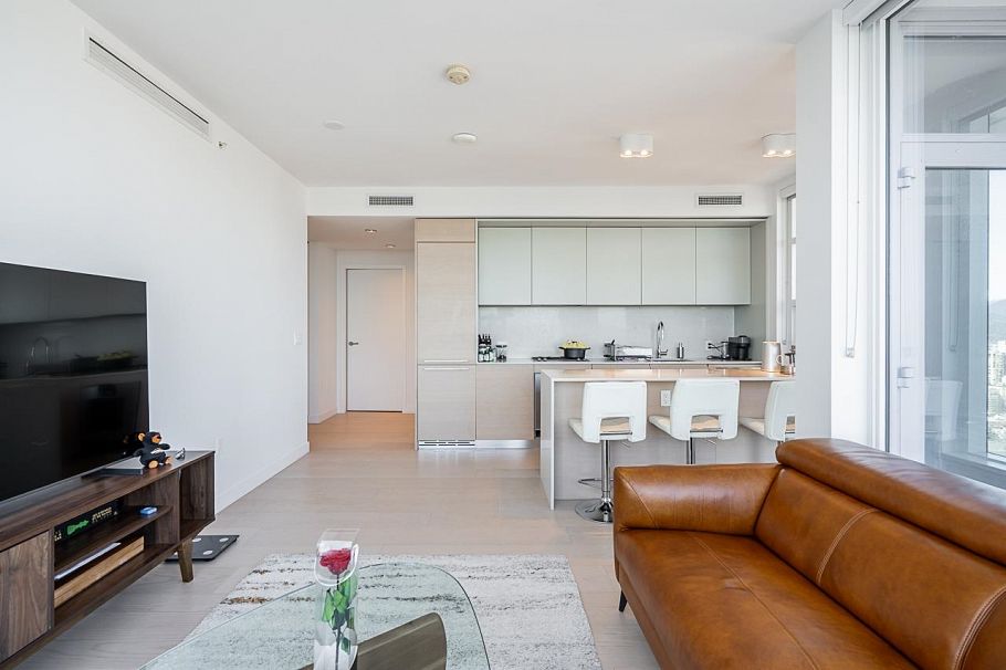 4605 1289 Hornby Street Vancouver, BC - 10